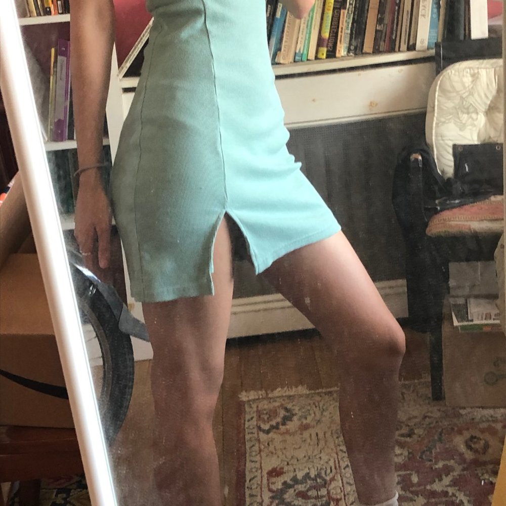 Showpo green summer dress small - Picture 3 of 4